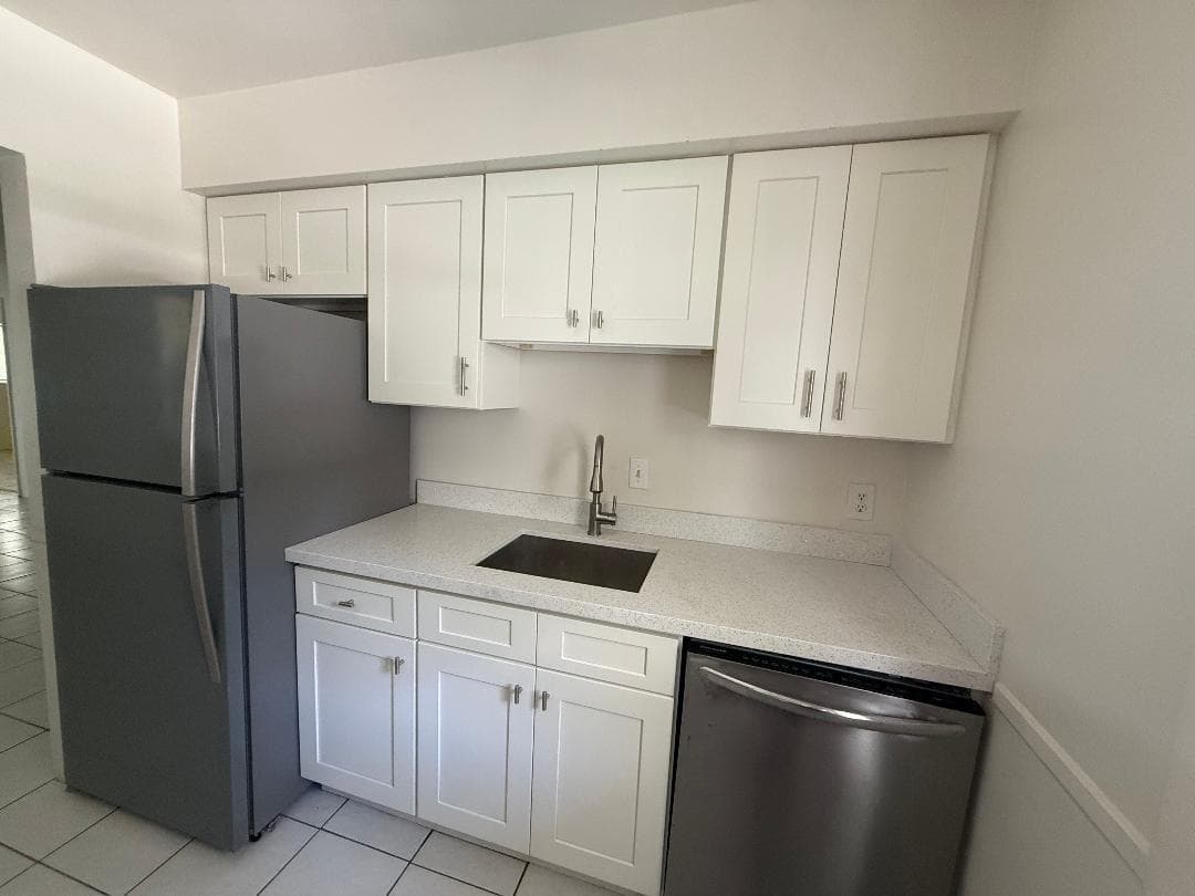 3941 Crystal Lake Drive # E, Pompano Beach, FL 33064 photo 3