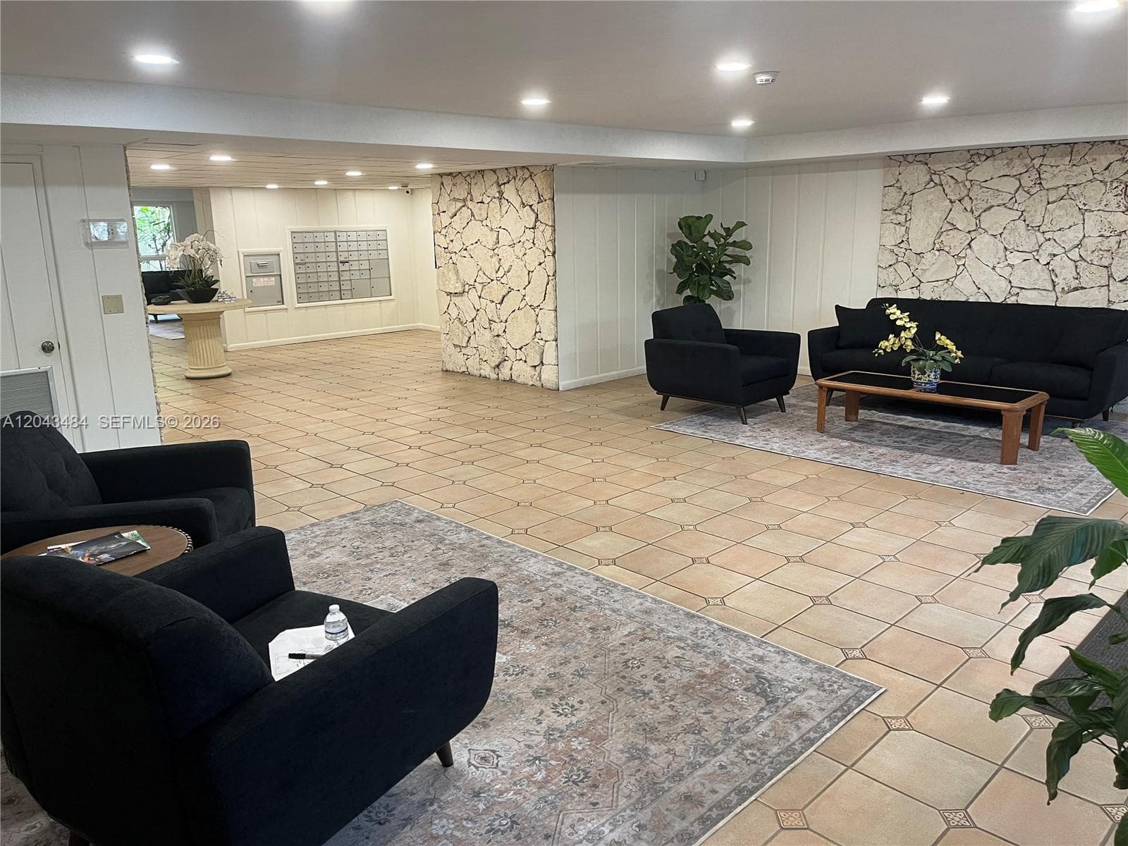 1205 Mariposa Ave # 428, Coral Gables FL 33146 photo 3