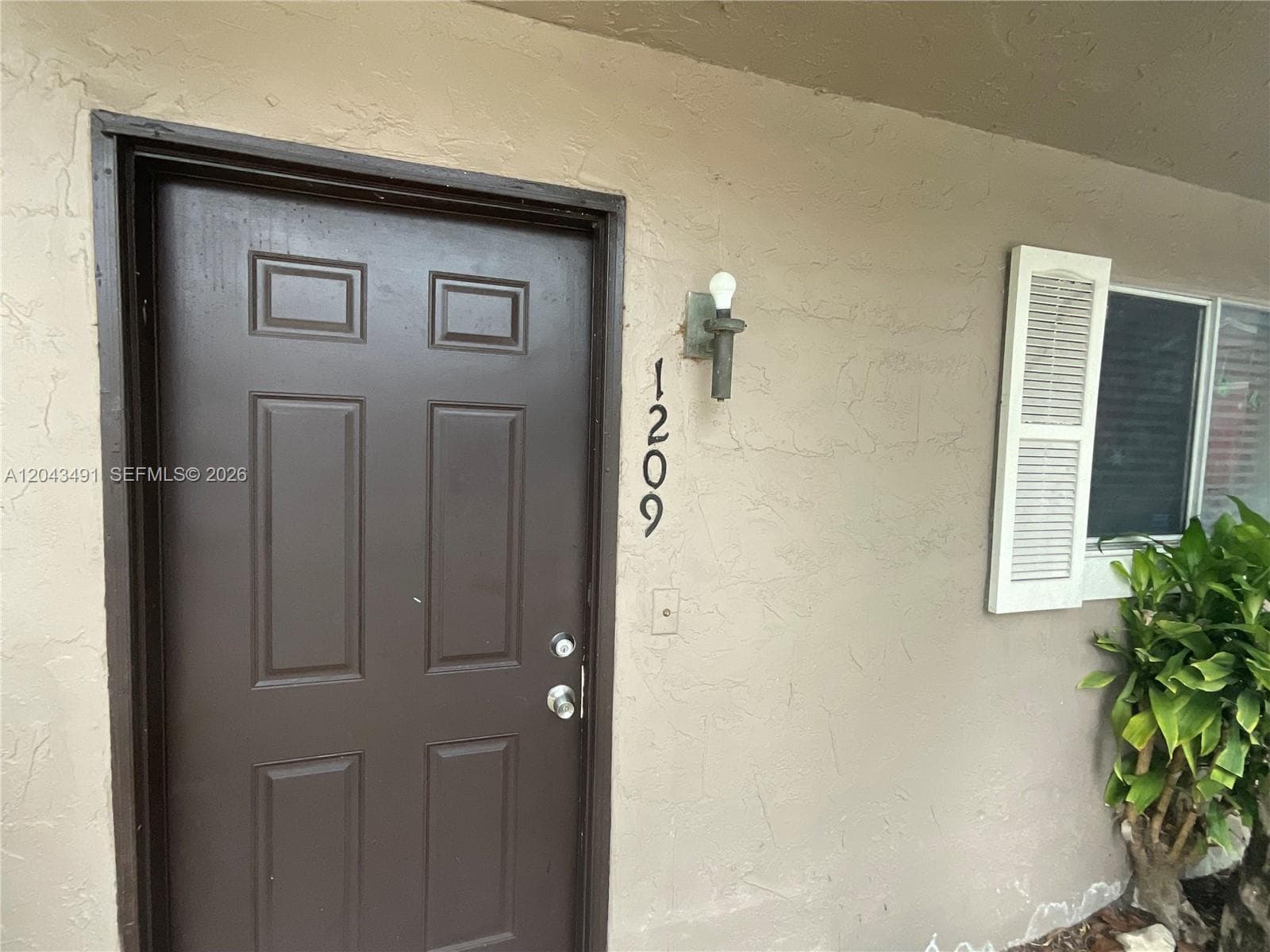 1209 Sussex Dr, North Lauderdale FL 33068 photo 4