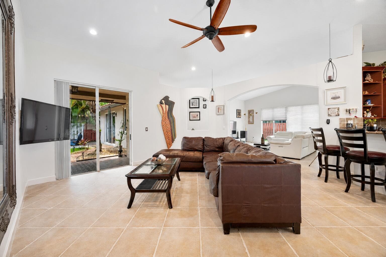 14520 SW 37th Street, Miramar FL 33027 photo 5