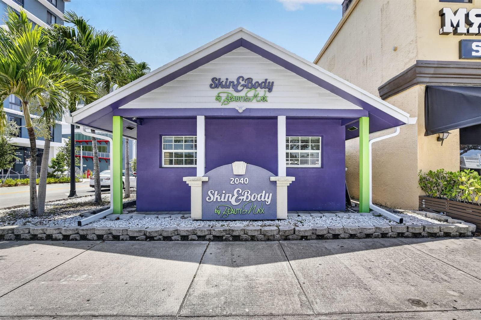 2040 Polk Street, Hollywood FL 33020
