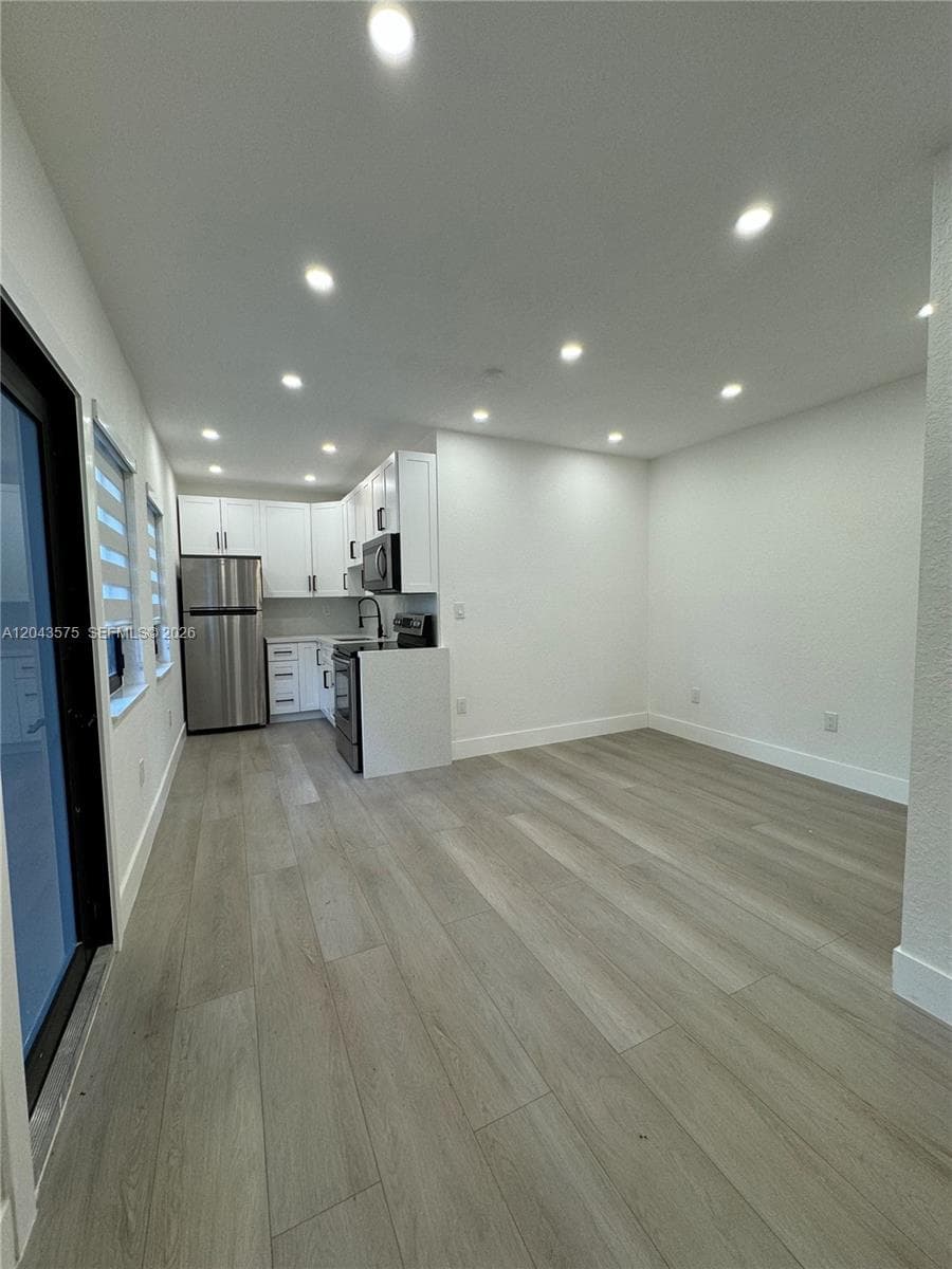 5521 NW 1st Ave # 4, Miami, FL 33127 photo 2
