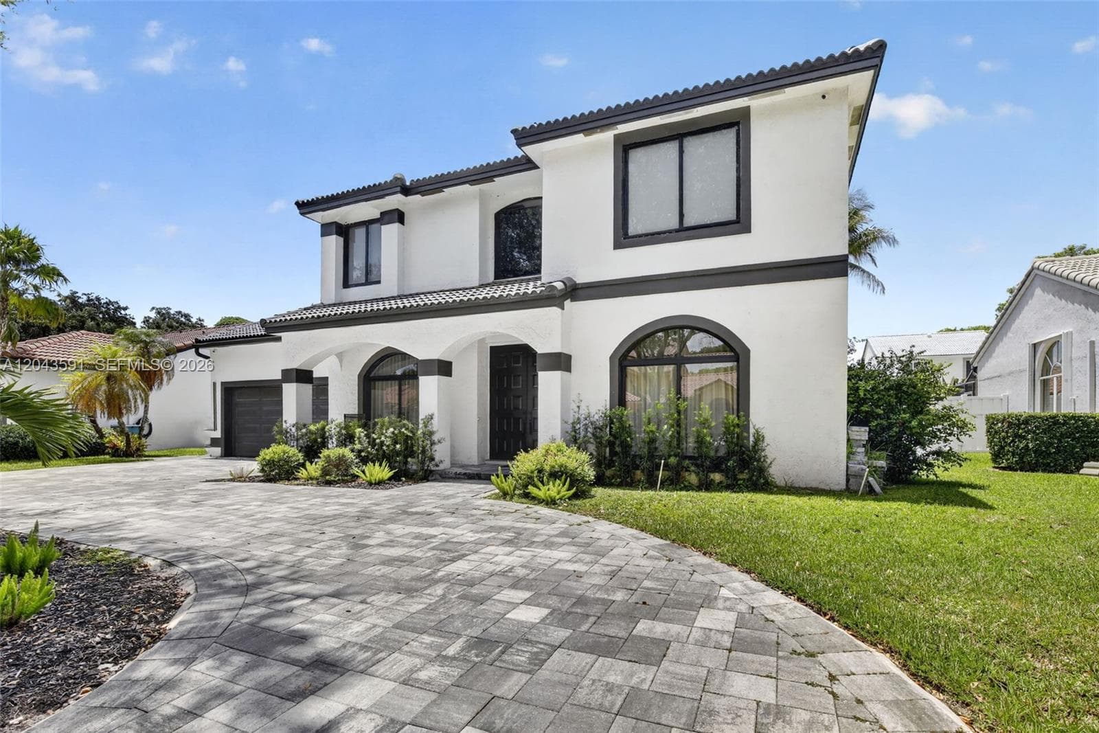 10746 Charleston Pl, Cooper City FL 33026 photo 3