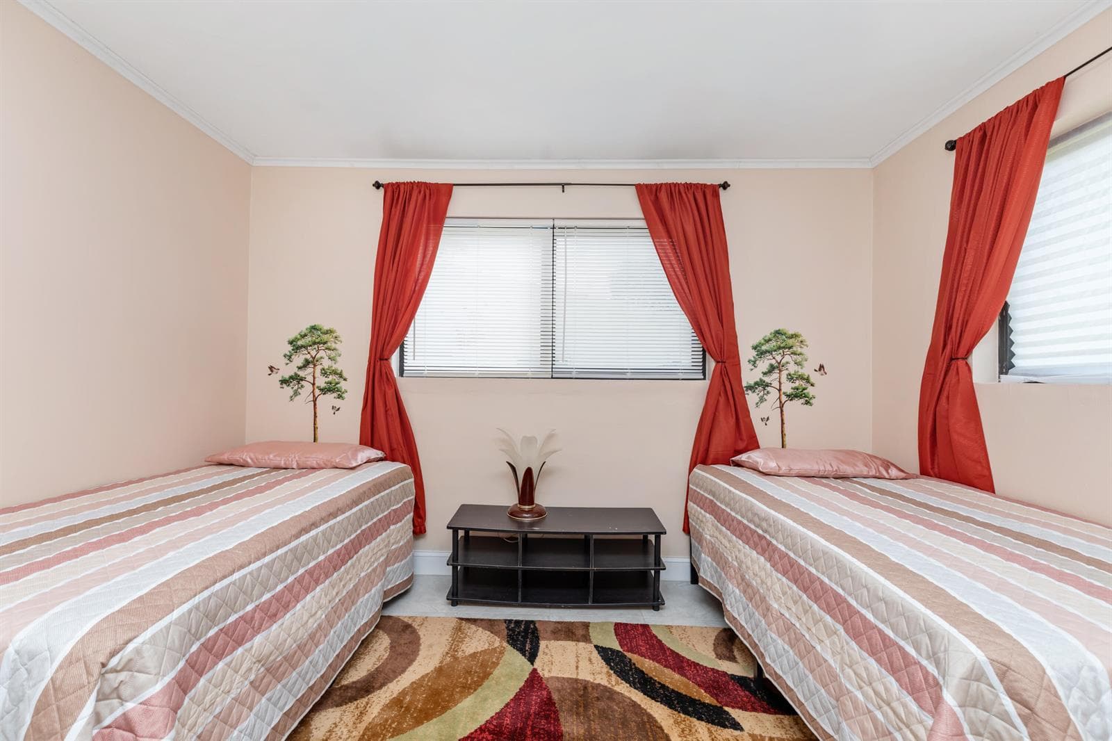 475 NE 113th Street, Miami FL 33161 photo 2