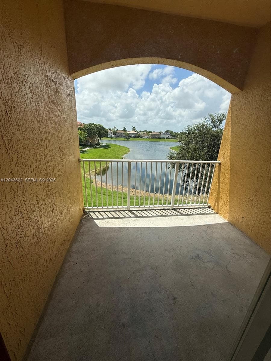 21100 SW 87th Ave # 304, Cutler Bay FL 33189 photo 5