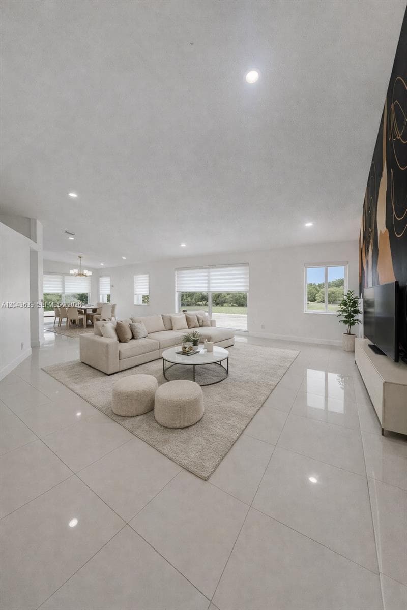 19227 NW 22nd St, Pembroke Pines FL 33029 photo 5