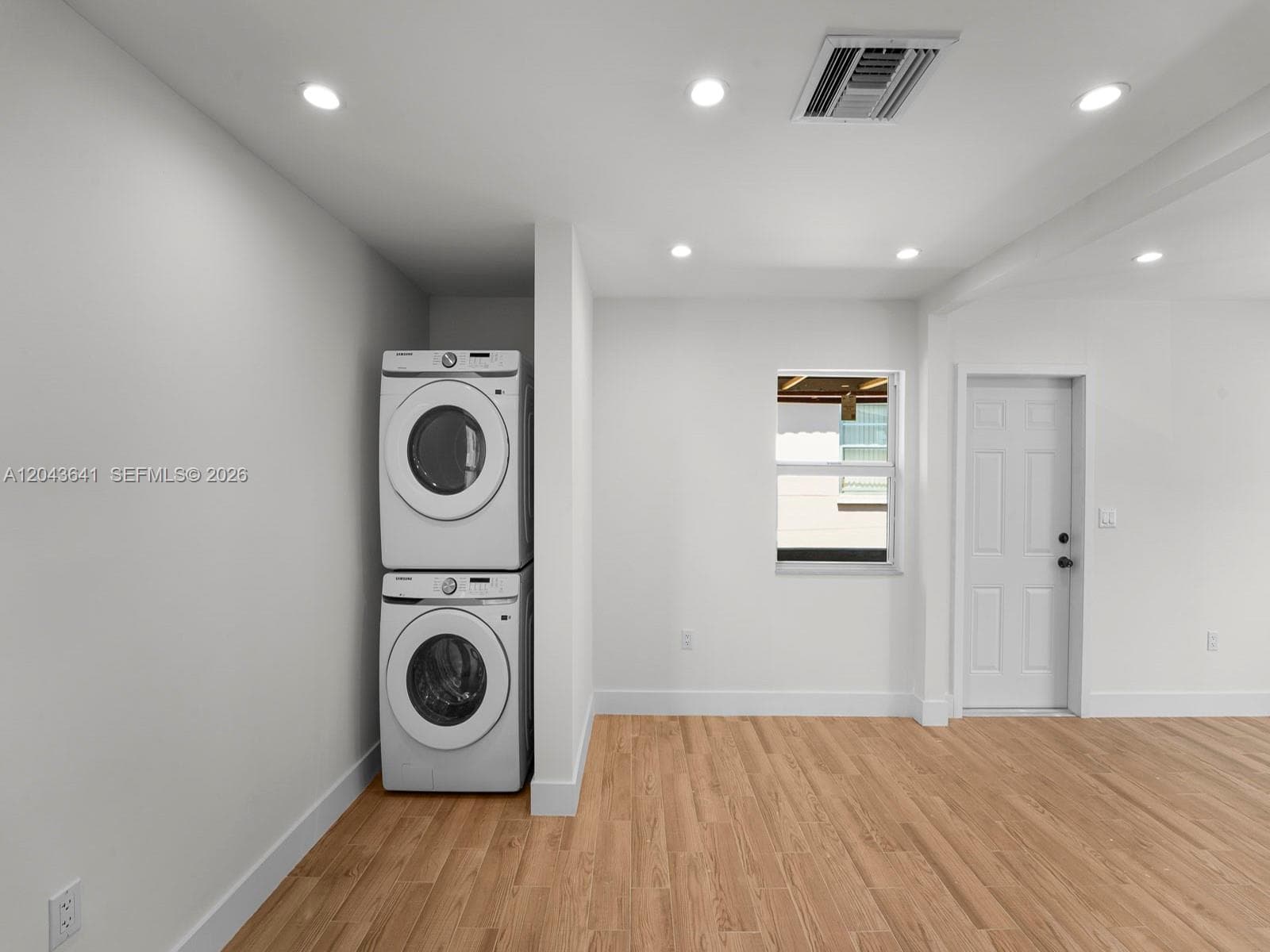 238 NW 41st Ave # 0, Miami, FL 33126 photo 4
