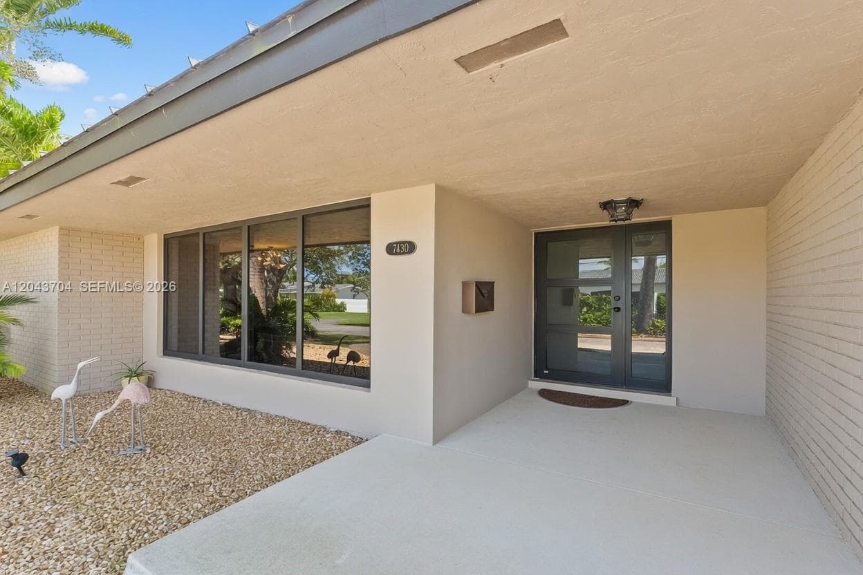 7430 SW 142nd Ter, Palmetto Bay FL 33158 photo 3