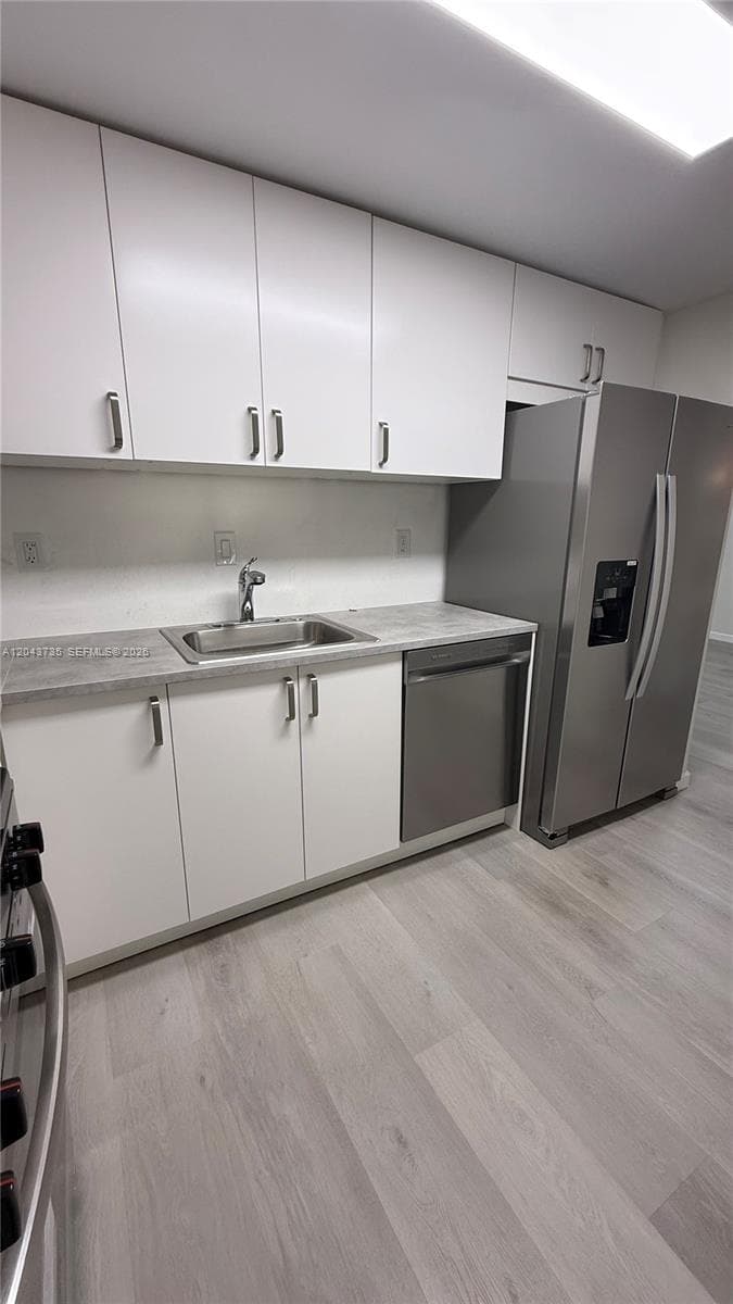 300 Bayview Dr # 211, Sunny Isles Beach FL 33160 photo 3