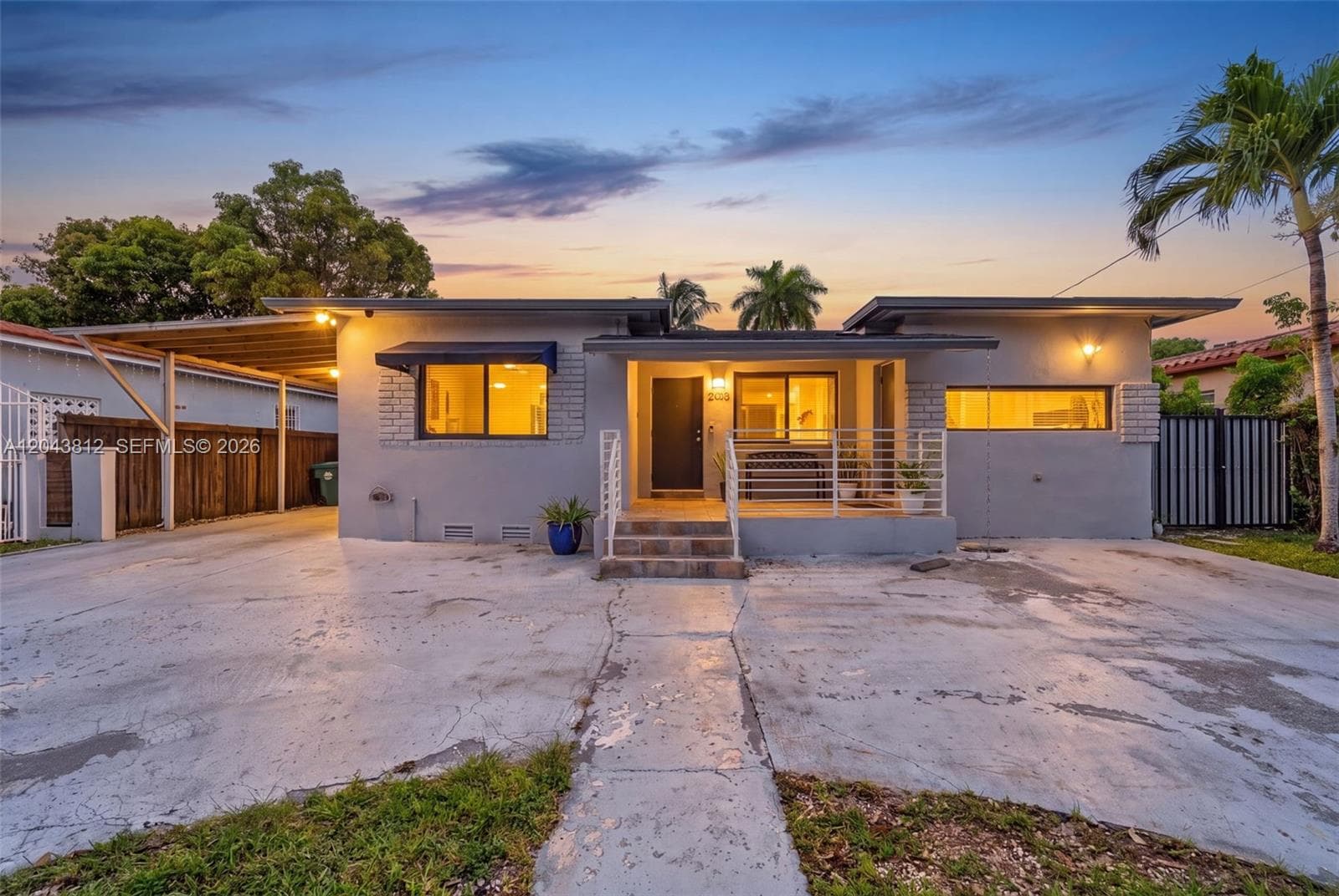 2360 SW 2nd St, Miami FL 33135 photo 2