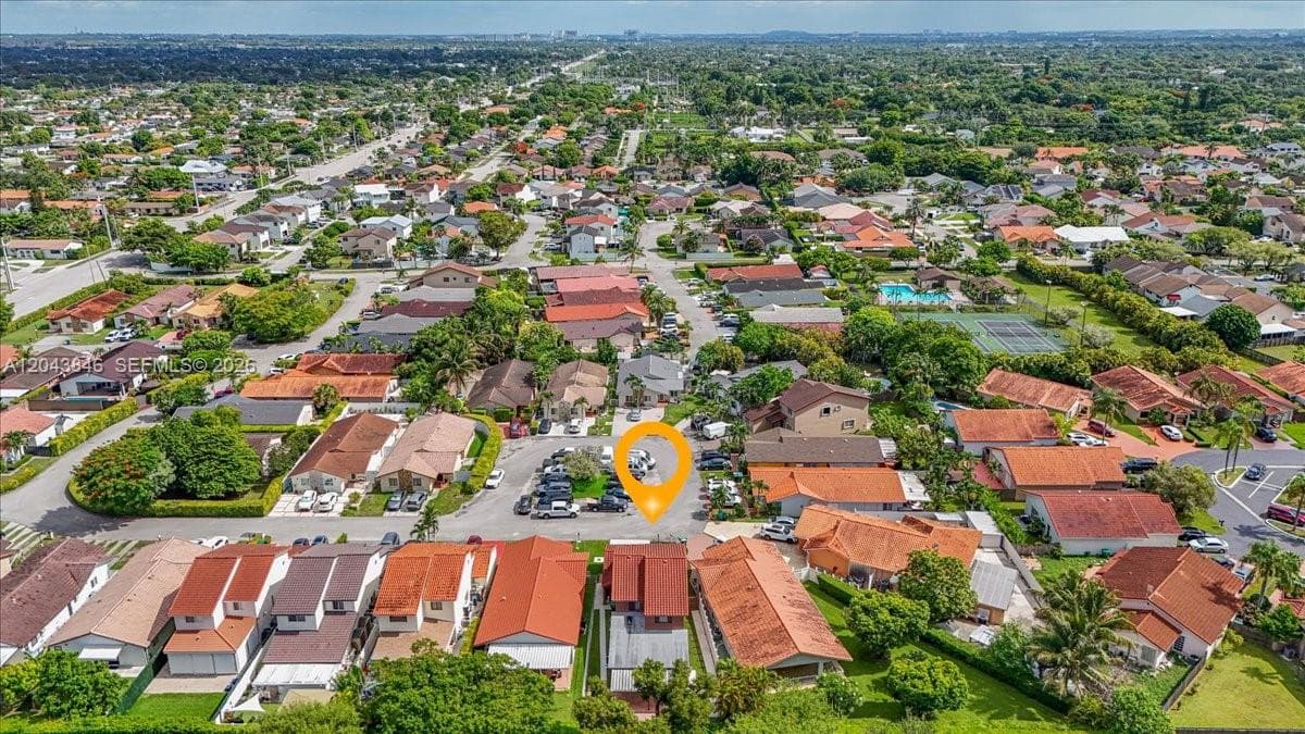 10528 SW 69th Ter, Miami FL 33173 photo 5