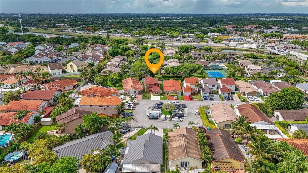 10528 SW 69th Ter, Miami FL 33173 photo 4