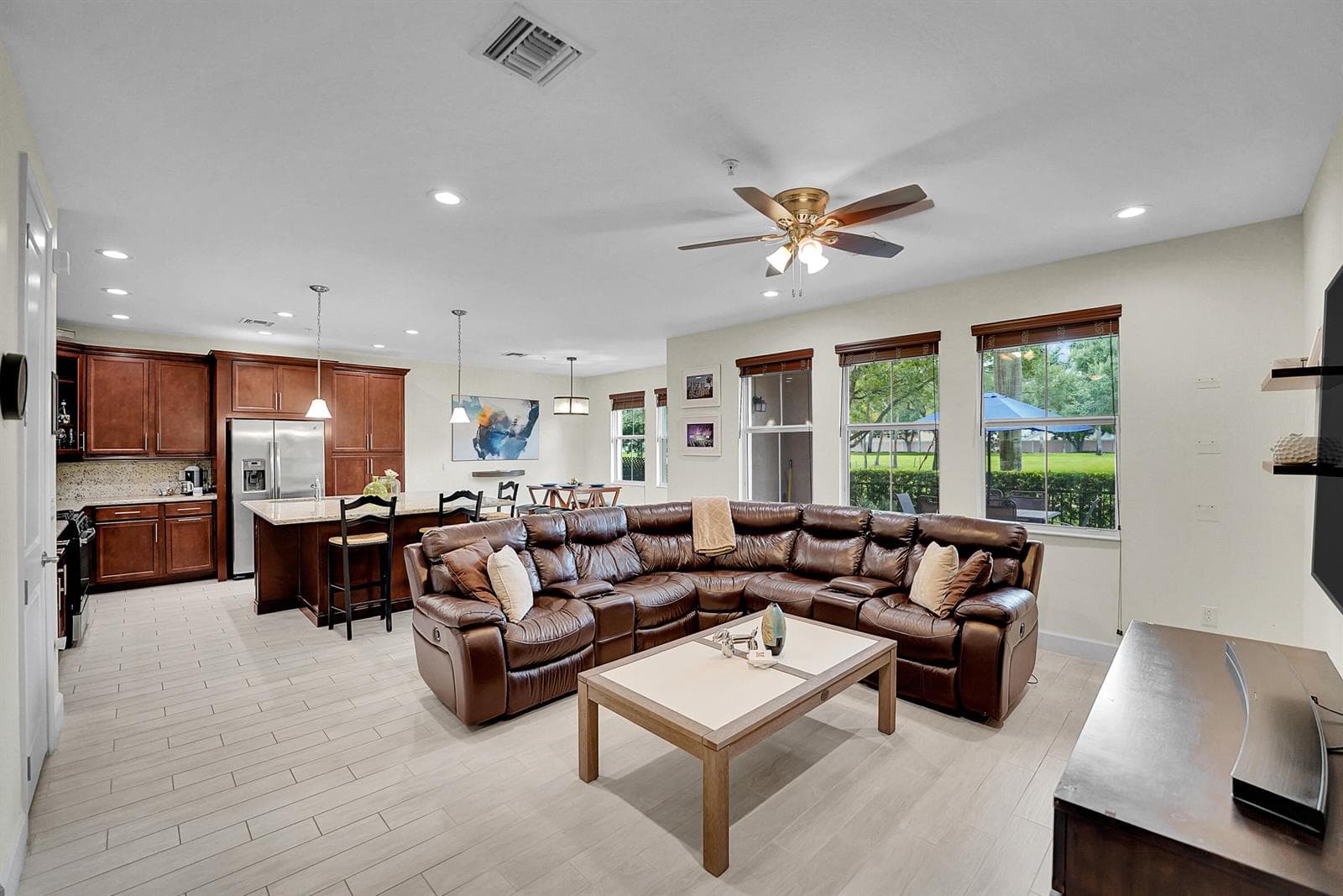 3162 NW 124th Way, Sunrise FL 33323 photo 3