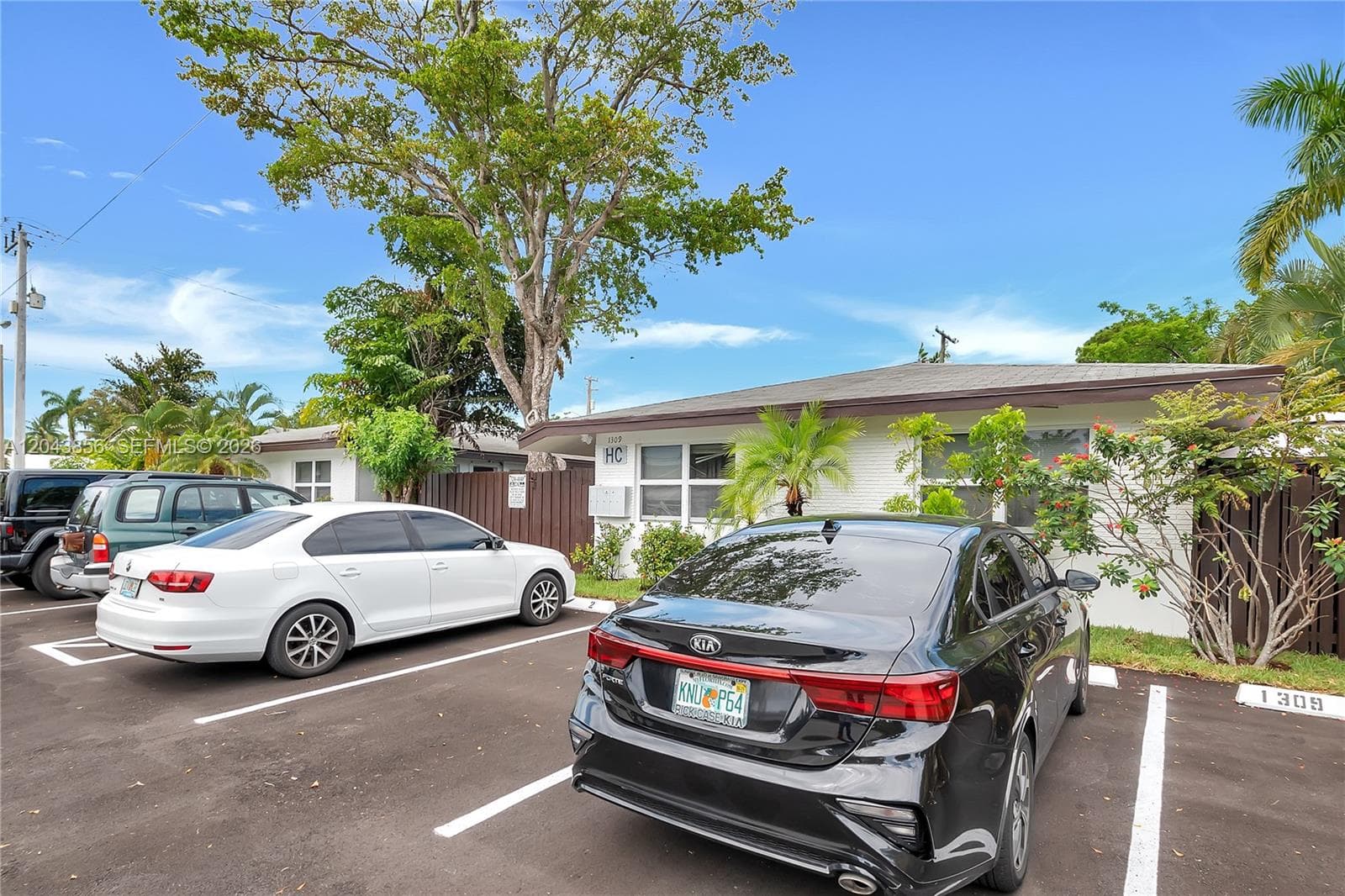 1309 NE 16th Ter # 3, Fort Lauderdale, FL 33304 photo 3