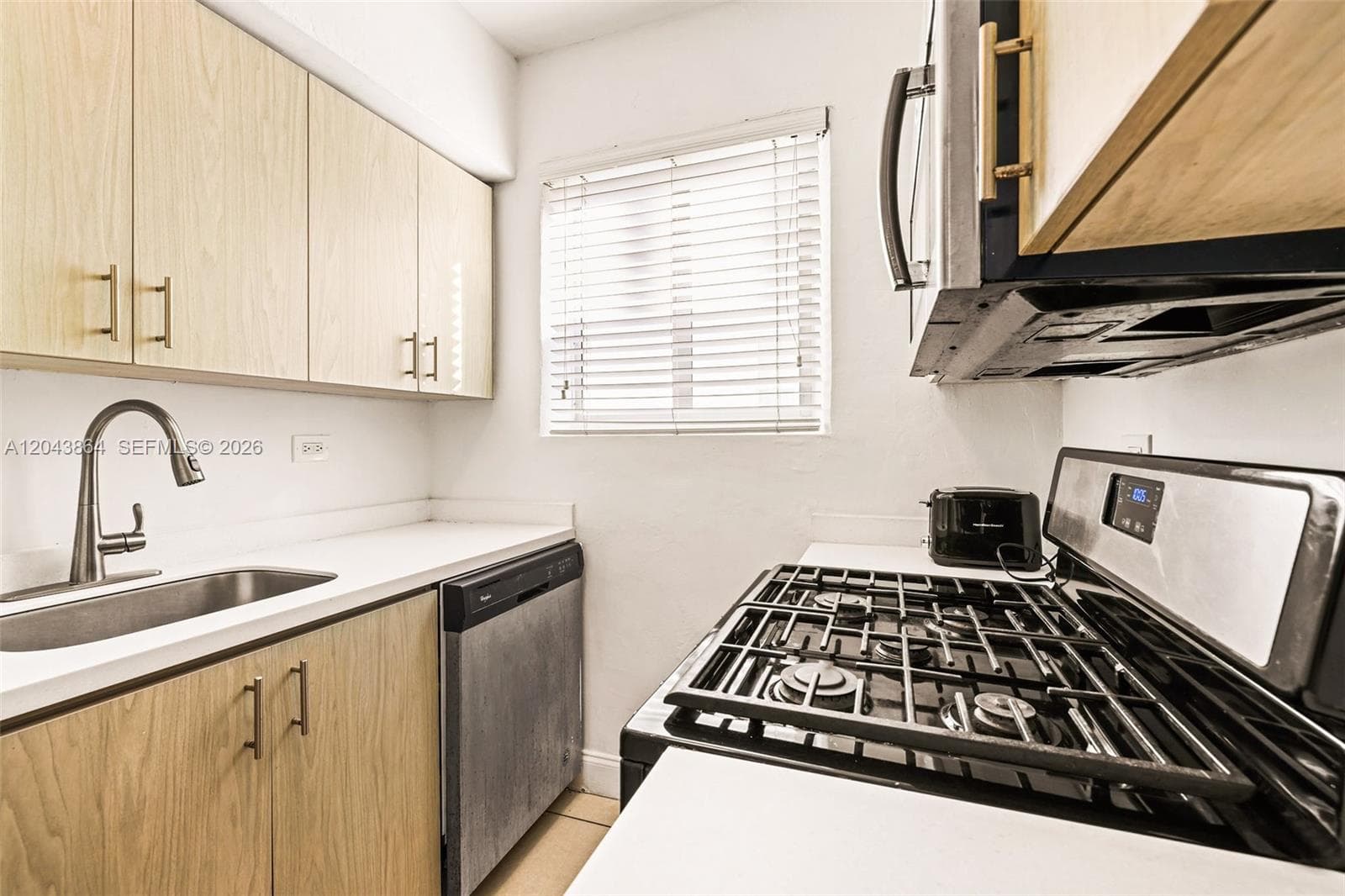 7340 Harding Ave # 16, Miami Beach FL 33141 photo 5