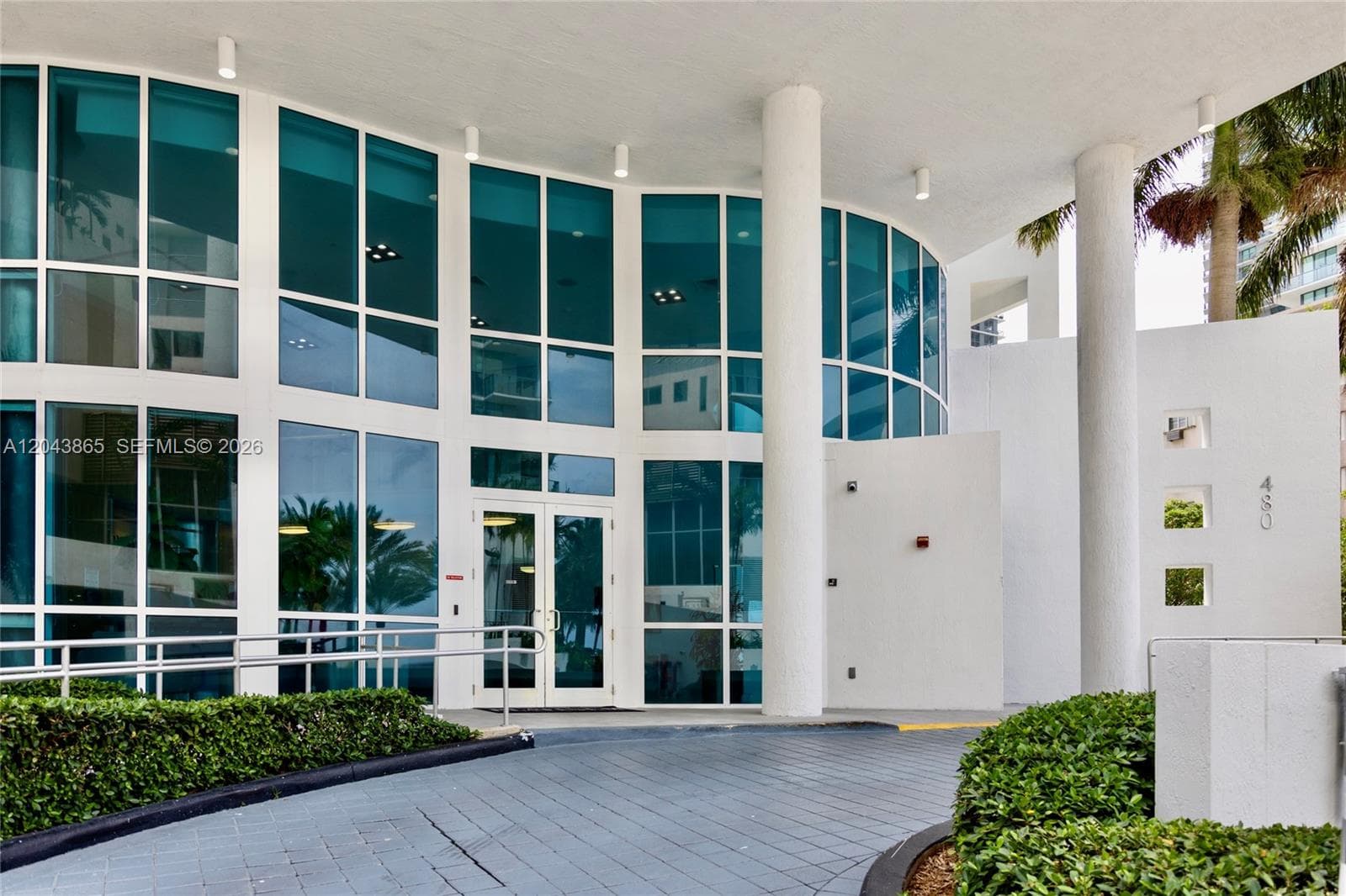 480 NE 30th St # 1507, Miami FL 33137 photo 2