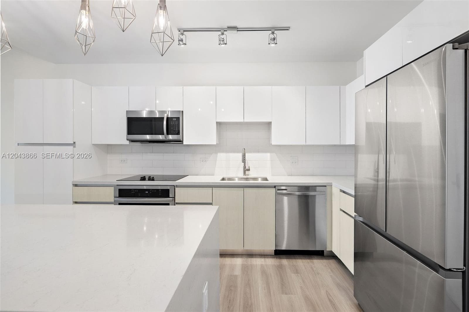 101 Diplomat Pkwy # 2304, Hallandale Beach FL 33009 photo 4