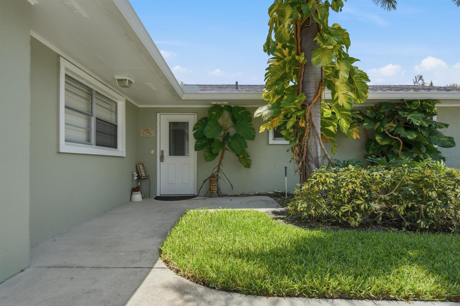 4796 SE Manatee Terrace, Stuart FL 34997 photo 4