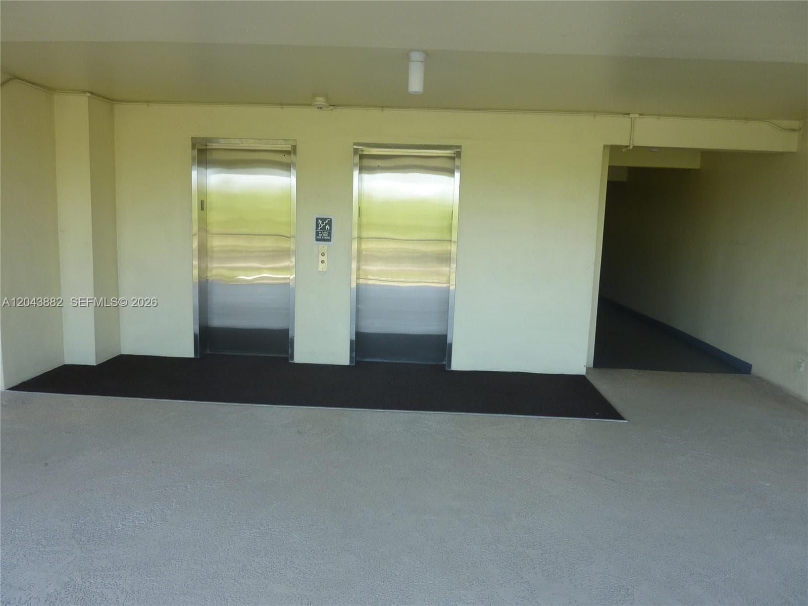 3200 N Palm Aire Dr # 305, Pompano Beach FL 33069 photo 4