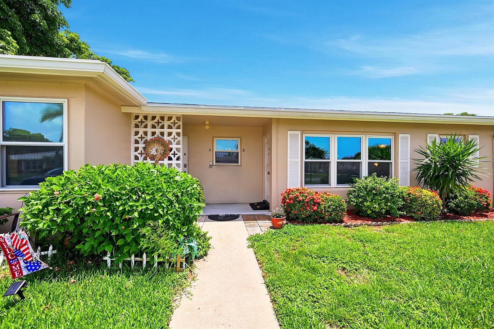 295 High Point Boulevard # B, Boynton Beach FL 33435 photo 2