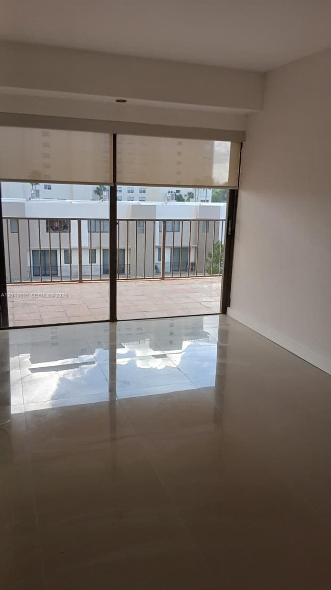 1800 NE 114th St # 508, Miami FL 33181 photo 4