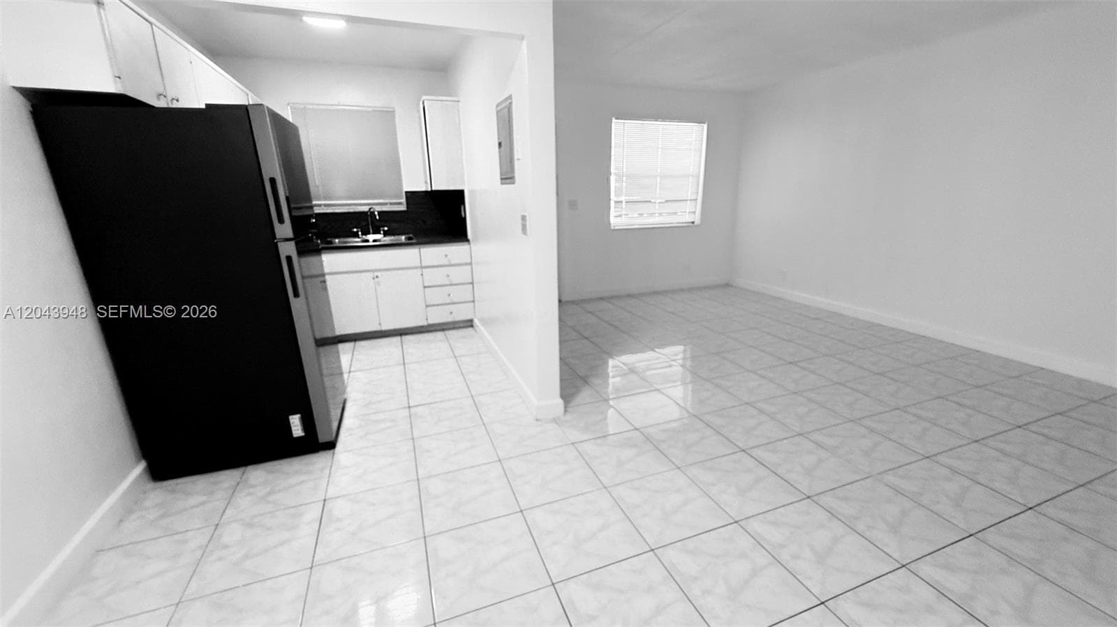 400 SE 9th Ct # 9, Hallandale Beach FL 33009 photo 3
