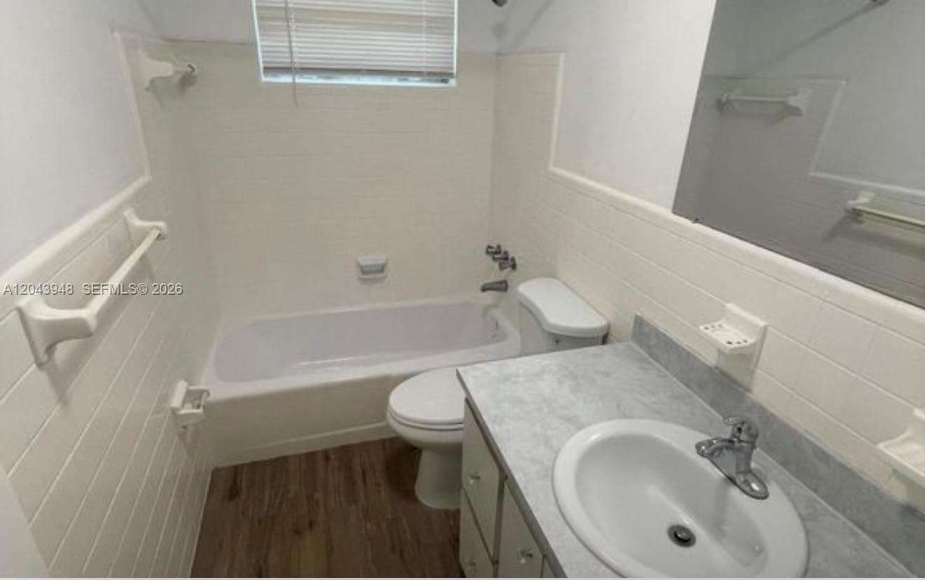 400 SE 9th Ct # 9, Hallandale Beach FL 33009 photo 4