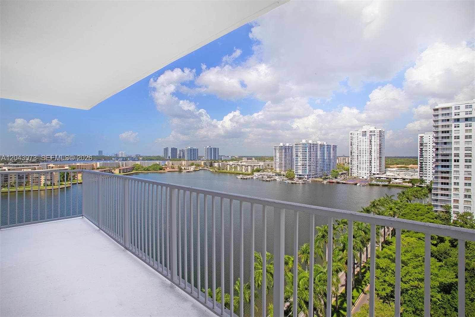 2851 NE 183rd St # 1416E, Aventura FL 33160