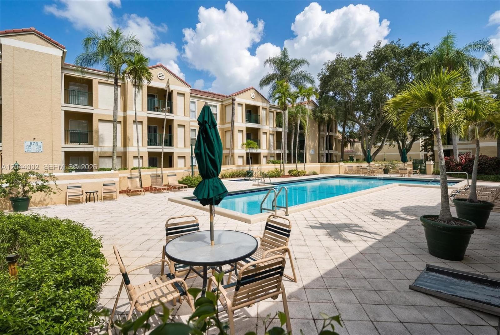 977 Riverside Dr # 220, Coral Springs FL 33071 photo 2
