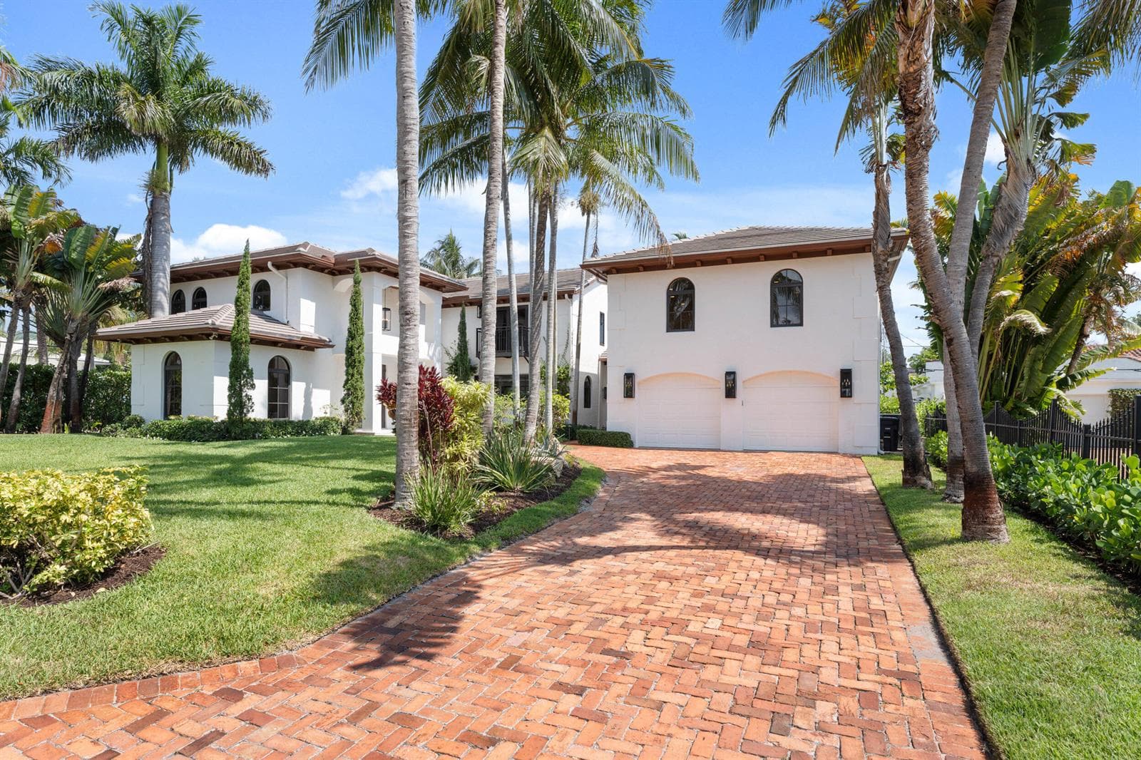 257 E Lakewood Road, West Palm Beach FL 33405 photo 2