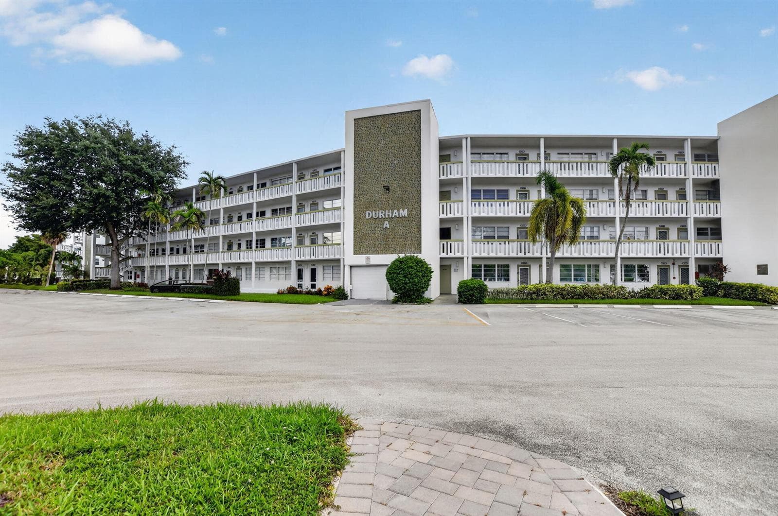 2020 Durham A, Deerfield Beach FL 33442