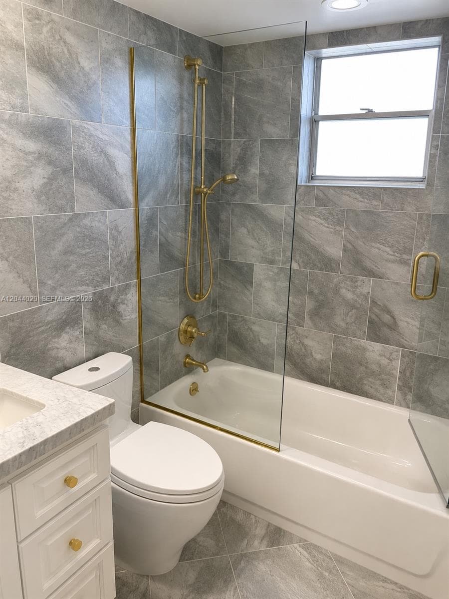 219 NE 14th Ave # 306, Hallandale Beach FL 33009 photo 5