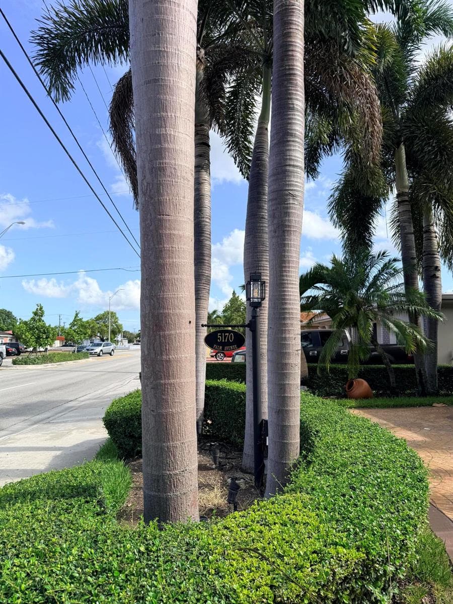 5170 Palm Avenue, Hialeah FL 33012 photo 2