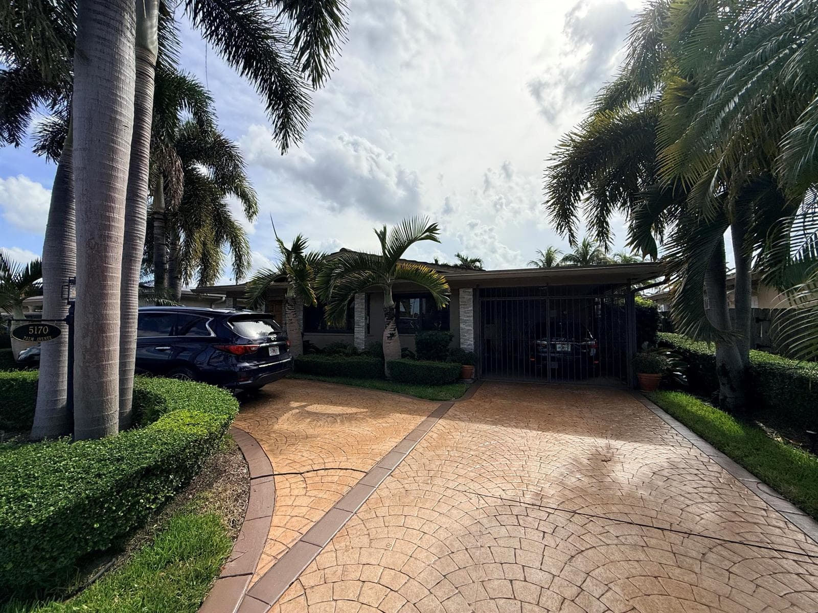 5170 Palm Avenue, Hialeah FL 33012