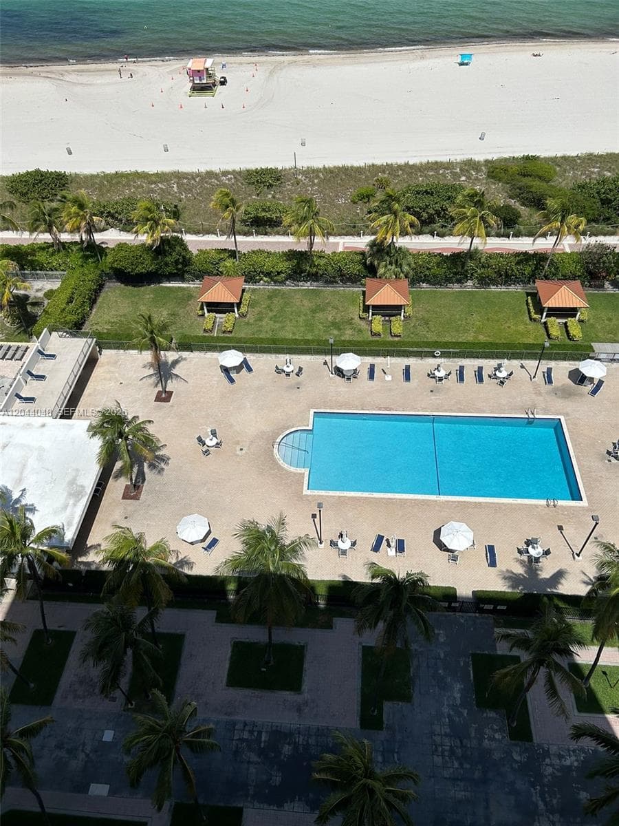 2625 Collins Ave # 1805, Miami Beach FL 33140