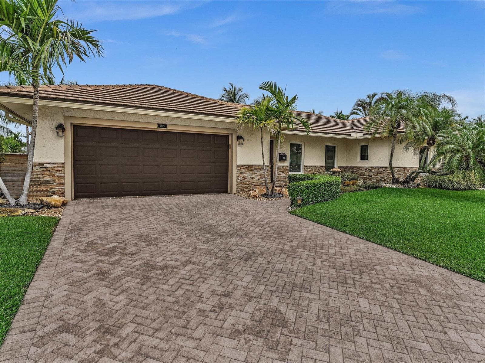 1525 SE 12th Street, Deerfield Beach FL 33441 photo 4