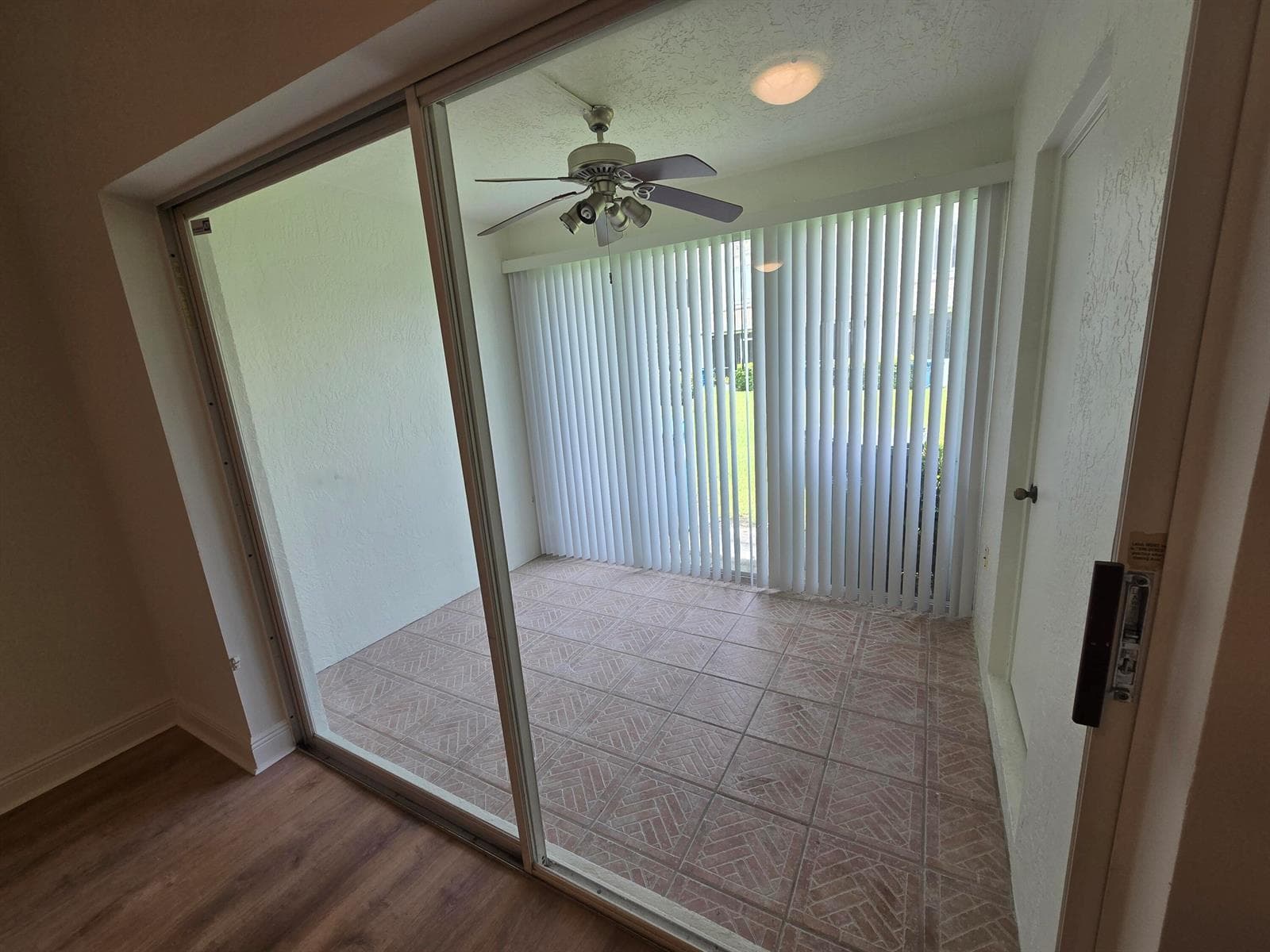 78 Simonton Circle, Weston FL 33326 photo 2