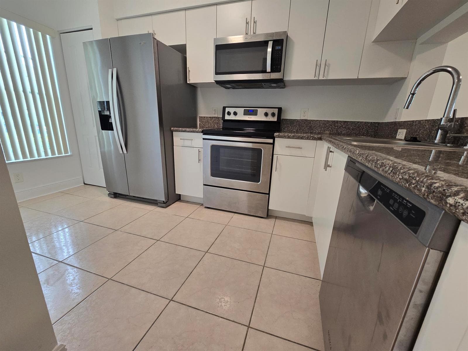 78 Simonton Circle, Weston FL 33326 photo 5