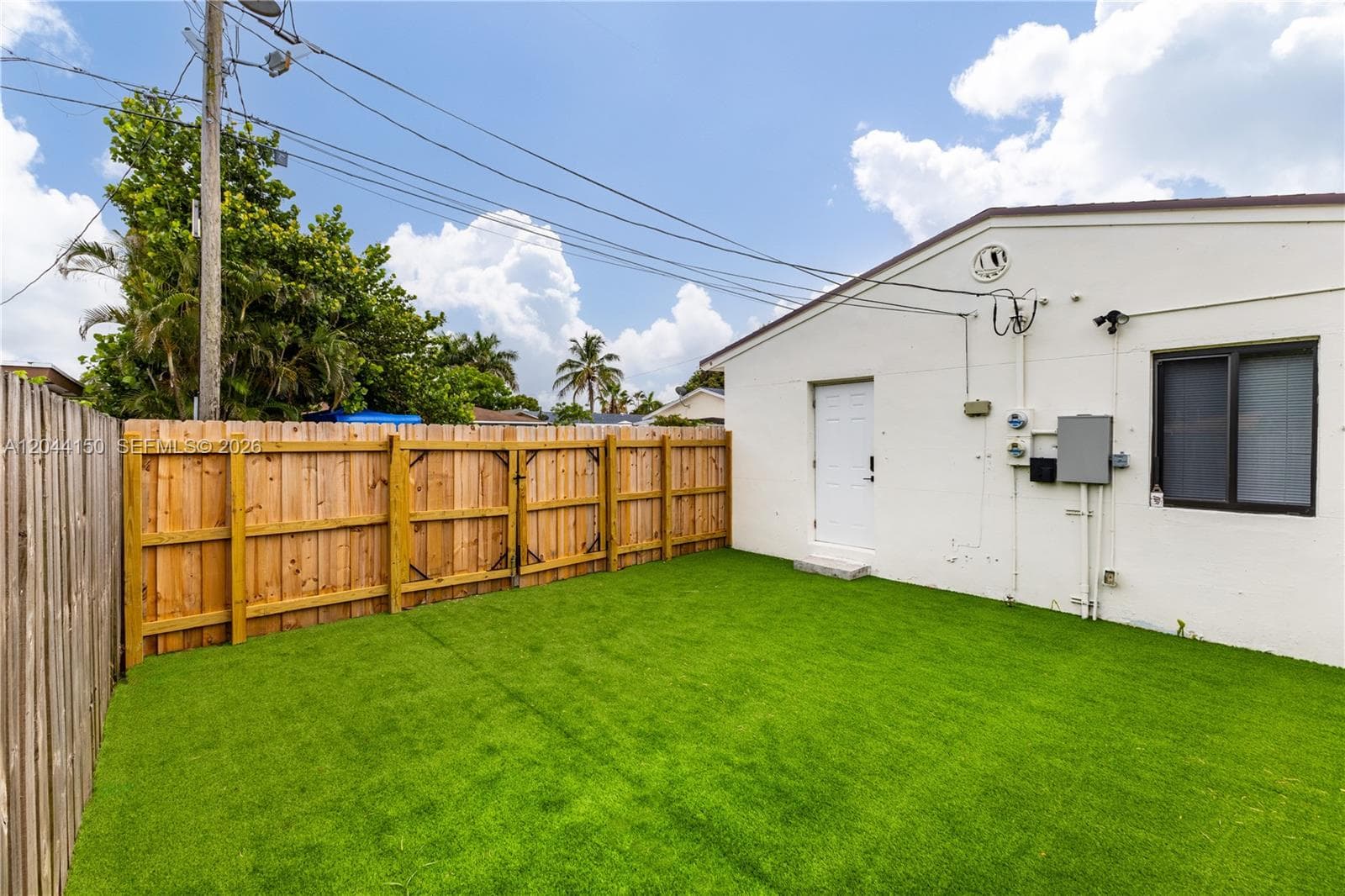 1918 Taft St, Hollywood FL 33020 photo 2