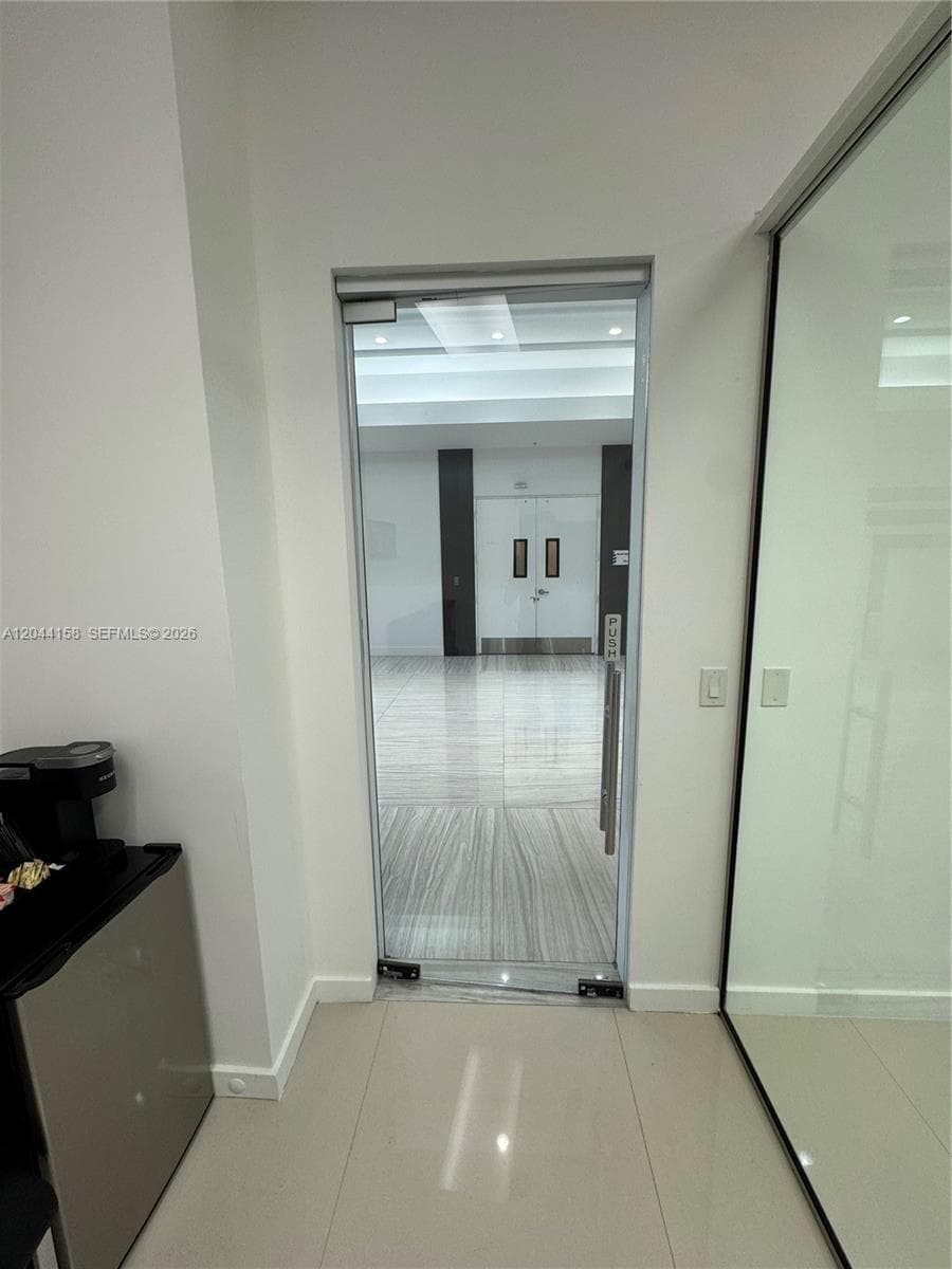 20200 W Dixie Hwy G01 Hwy, Miami FL 33180 photo 5