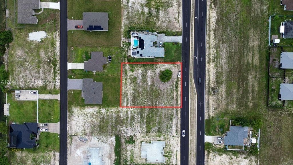504 E Diplomat PKWY, Cape Coral FL 33142