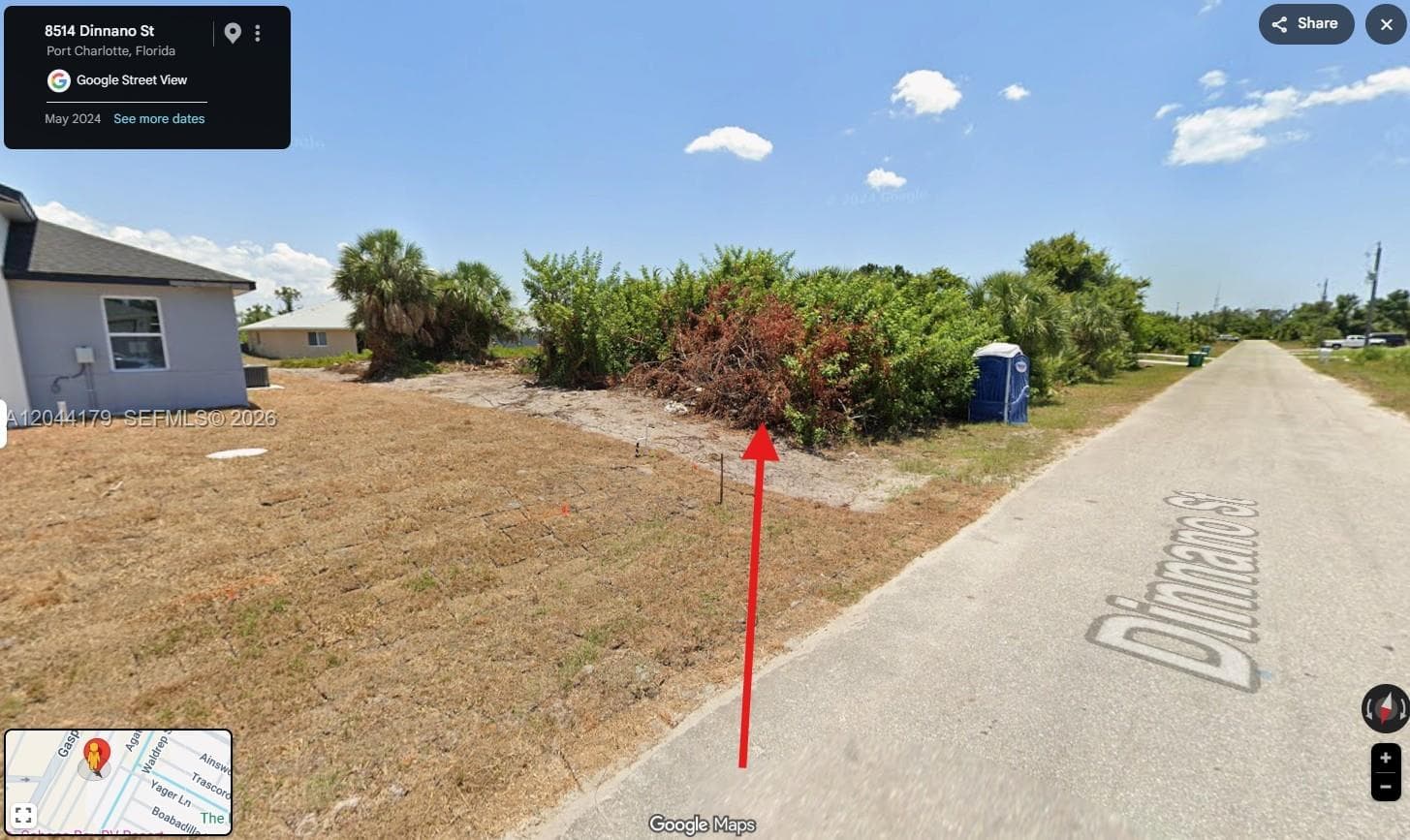 8520 Dinnano St, Port Charlotte FL 33981 photo 3