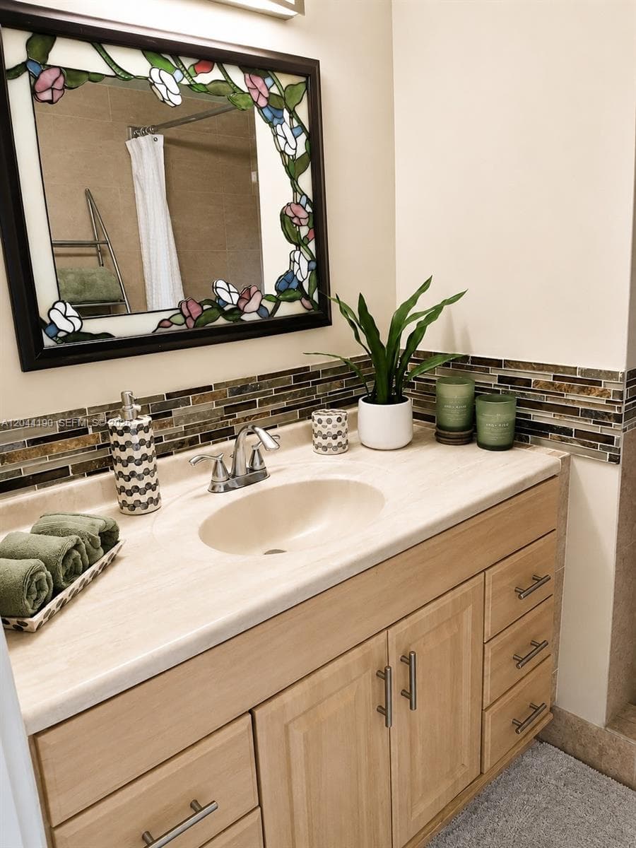 2821 Somerset Dr # 312, Lauderdale Lakes FL 33311 photo 4