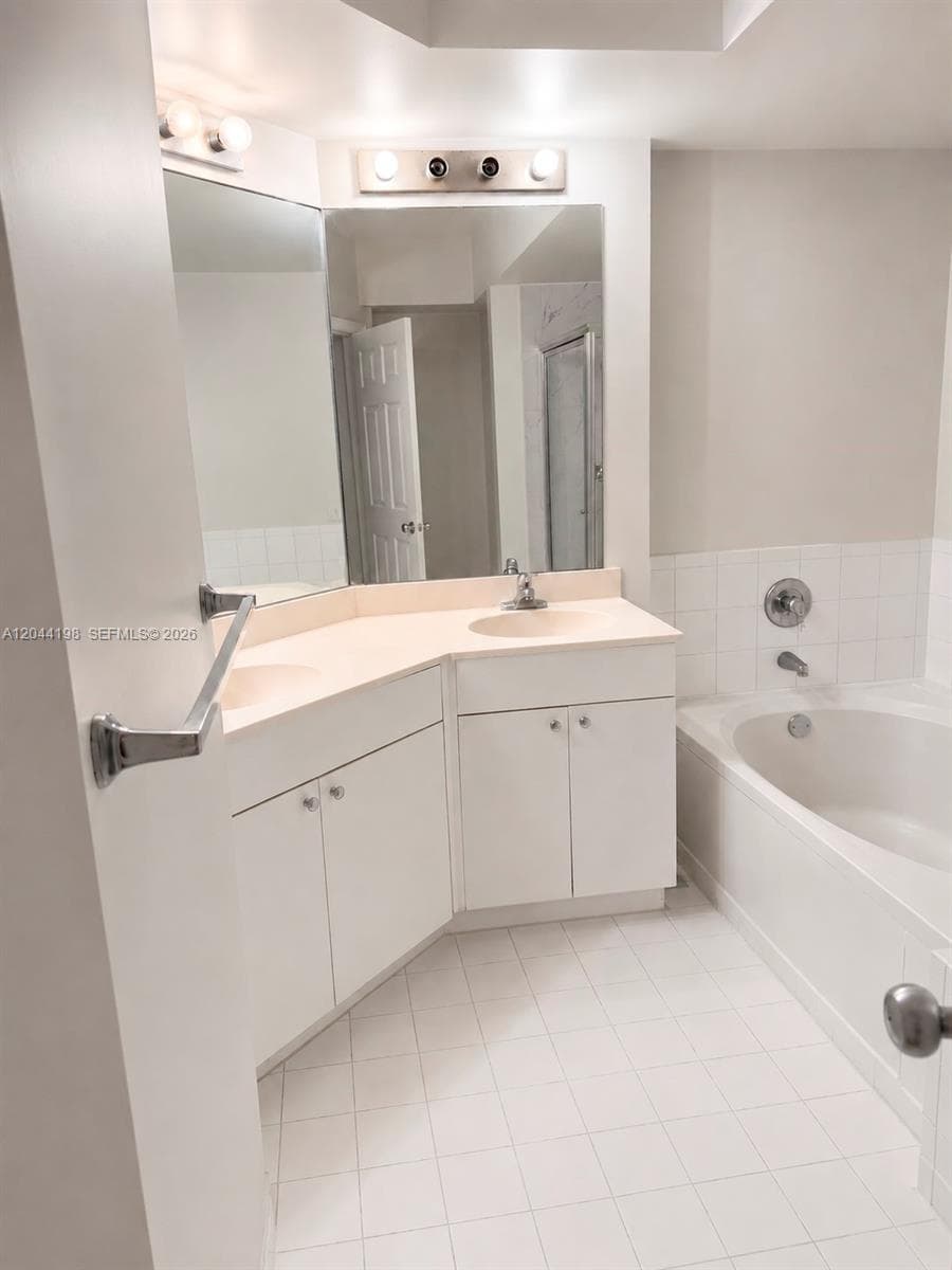 17145 N Bay Rd # 4307, Sunny Isles Beach FL 33160 photo 5