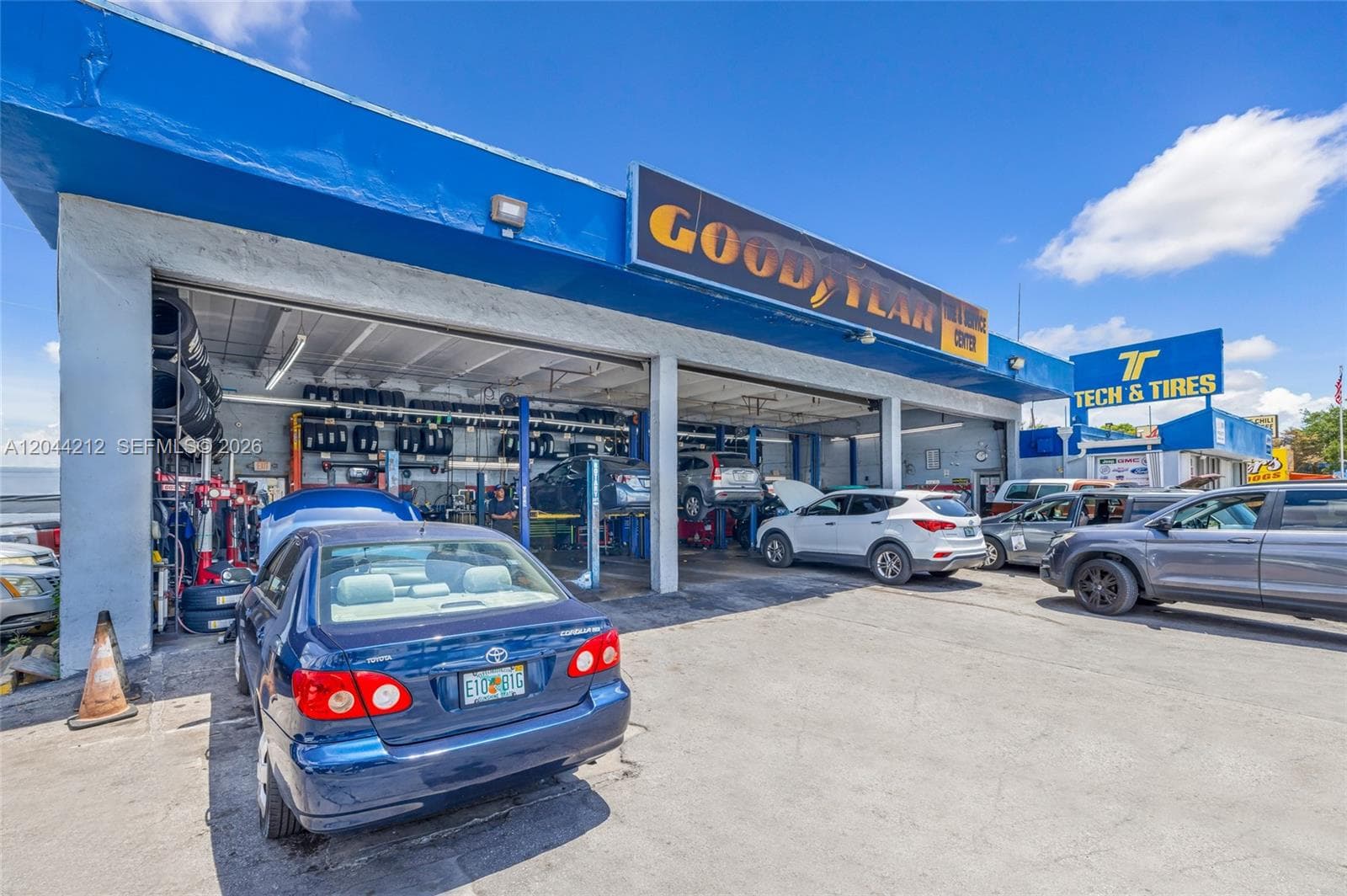 8765 Bird Rd, Miami FL 33165 photo 3