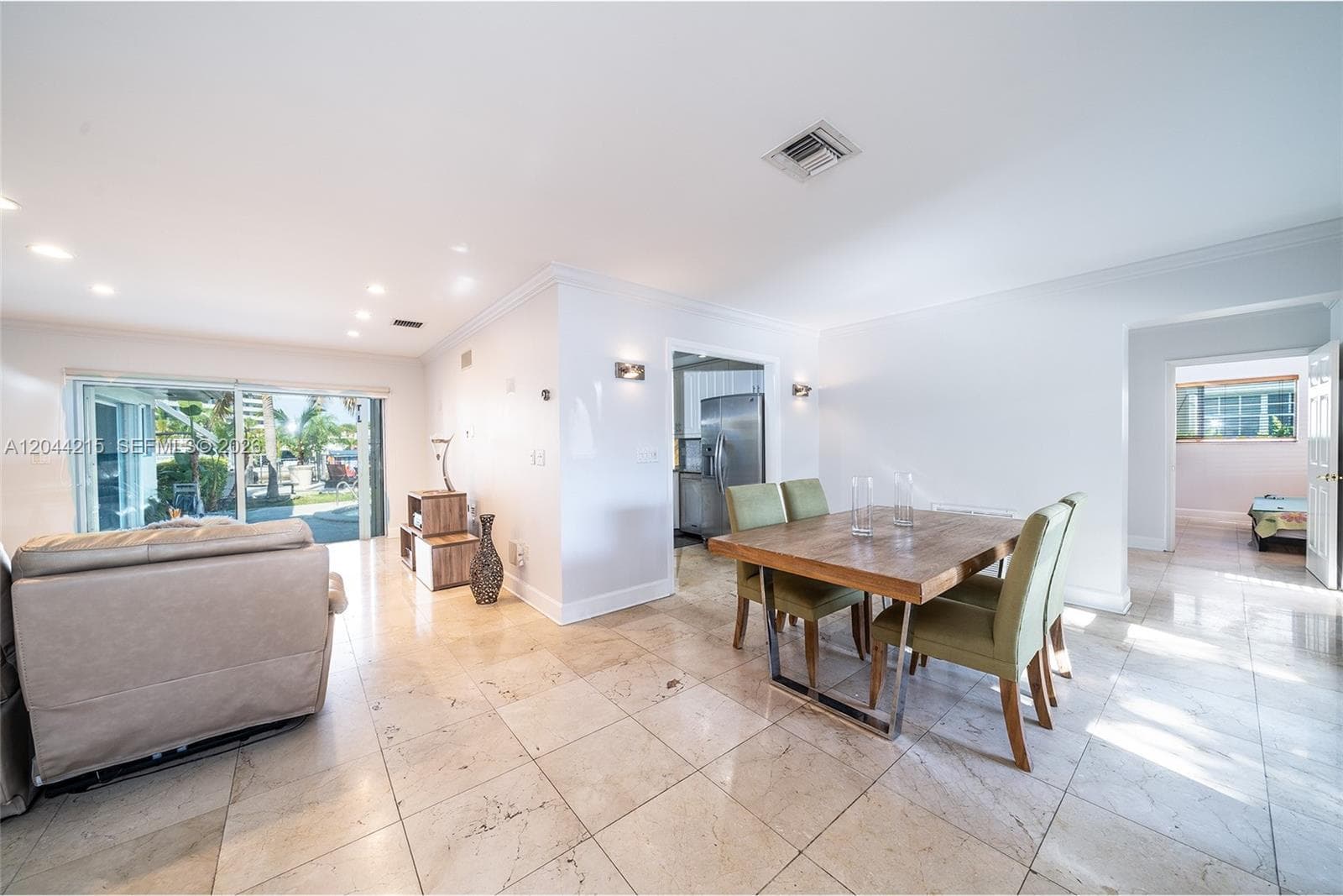 13140 Coronado Dr, North Miami FL 33181 photo 4