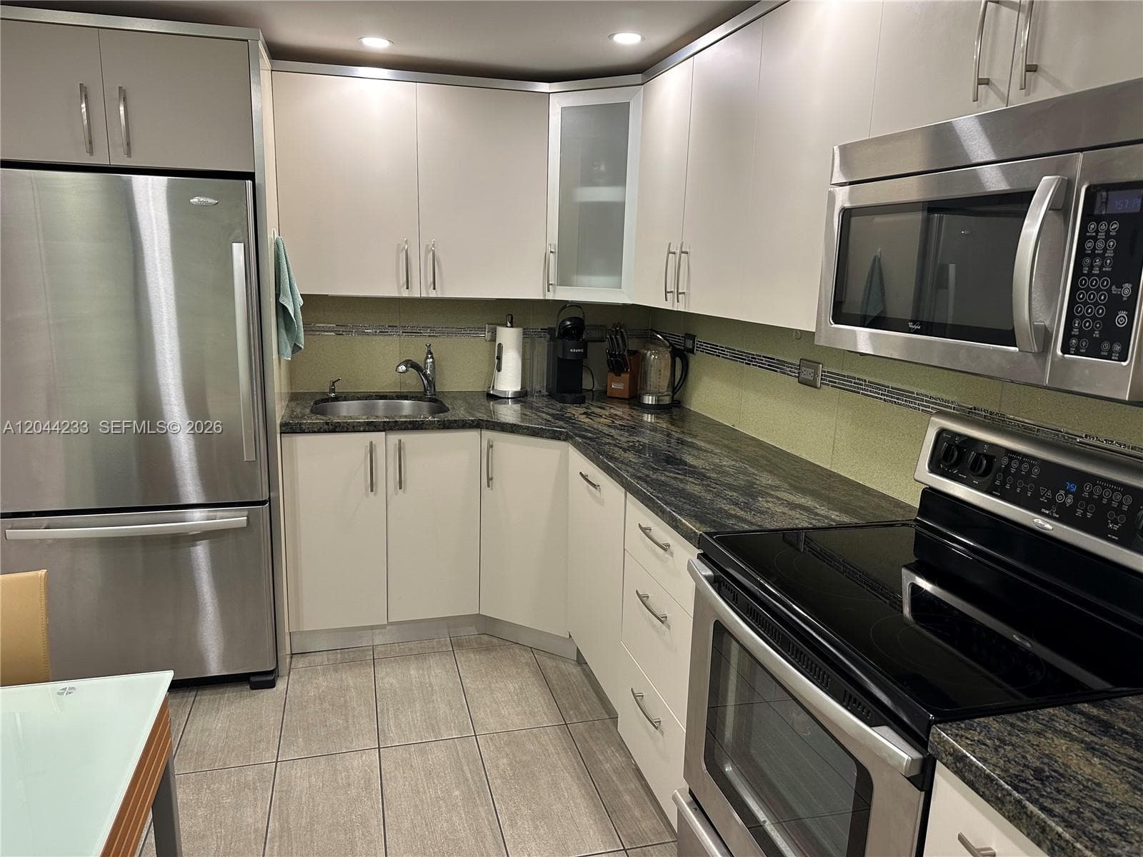 6039 Collins Ave # 1205, Miami Beach FL 33140 photo 4