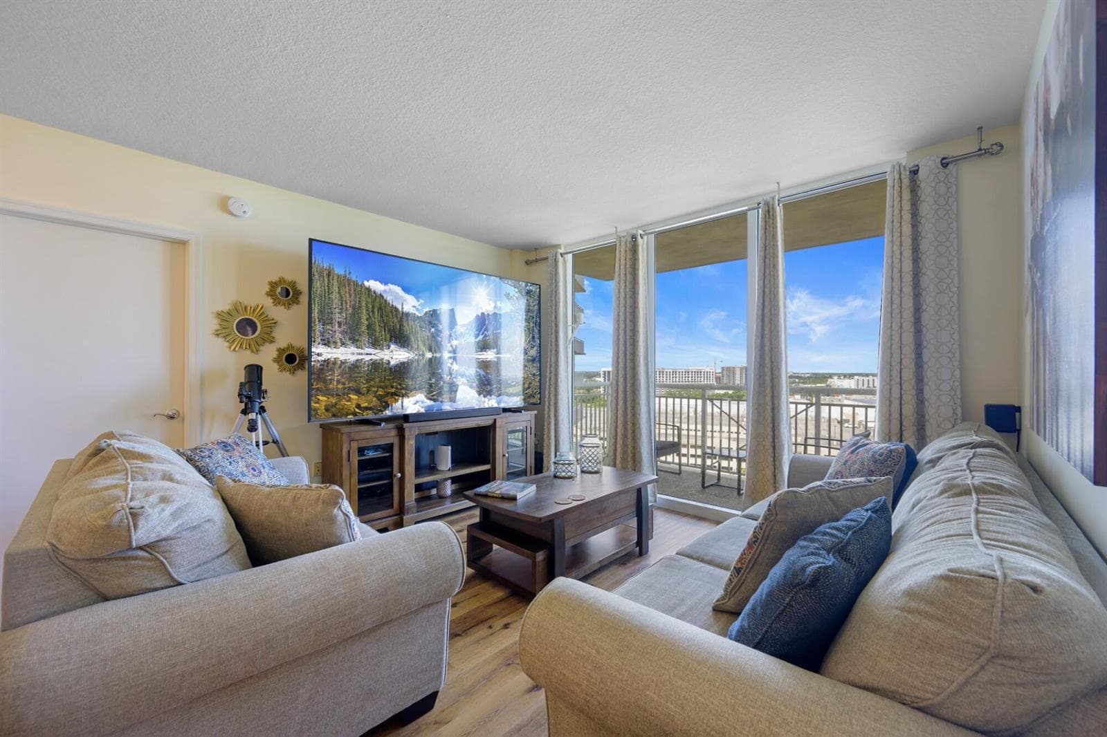 19501 W Country Club Drive # 1412, Aventura FL 33180 photo 2