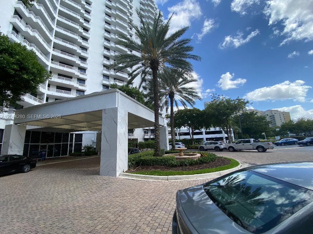 3300 NE 192nd St # 612, Aventura FL 33180 photo 3