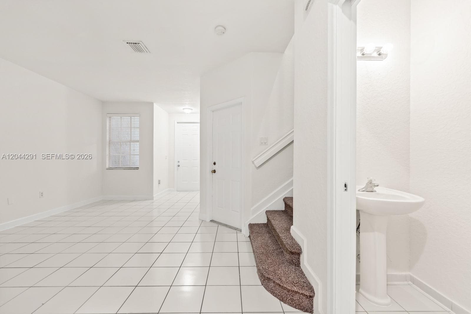 1466 SE 26th Ave, Homestead FL 33035 photo 5